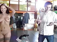Die Russische student was sexy op zijn grote lesbisch sec plein.