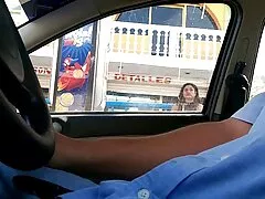 Russische vrijende lesbische vrouwen slet laat zien hoe je moet masturberen.