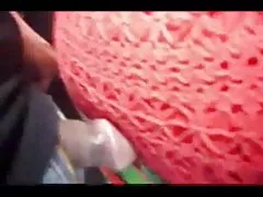 Stoute Russische meisjes neuken een persoon. lesbische film gratis