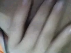 Poesjes doen alsof en teef doen alsof lesbische vrouwen seks in de mond